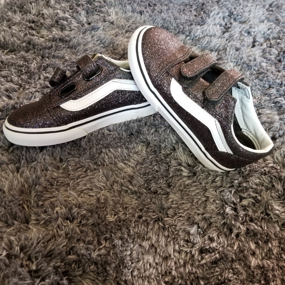 TODDLER GLITTER GIRL SNEAKER